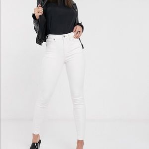BNWOT-TOPSHOP white Jamie jeans w32/L30
